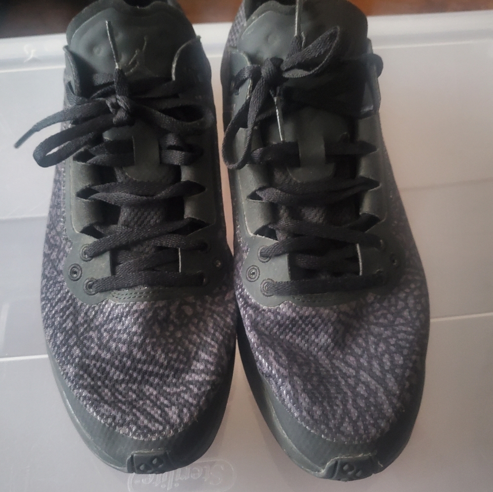 Jordans running shoes size 9